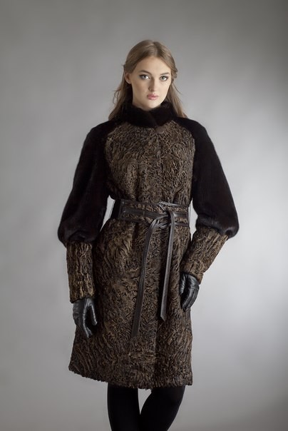 Особую шикарность афганскому каракулю придает необычайный блеск