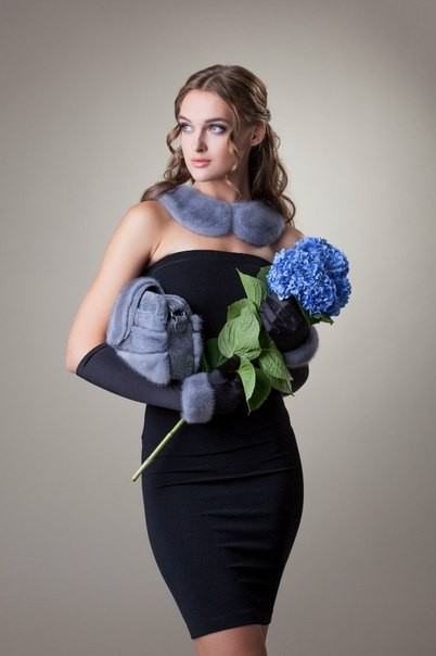 Меховая Мода предлагает нашим дорогим модницам - красивые аксессуары к вечернему платью