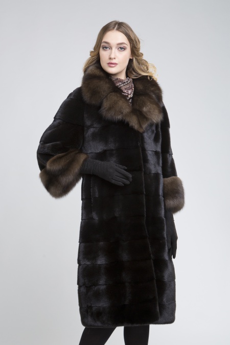 Норка BLACK NAFA отделанная Русским соболем.